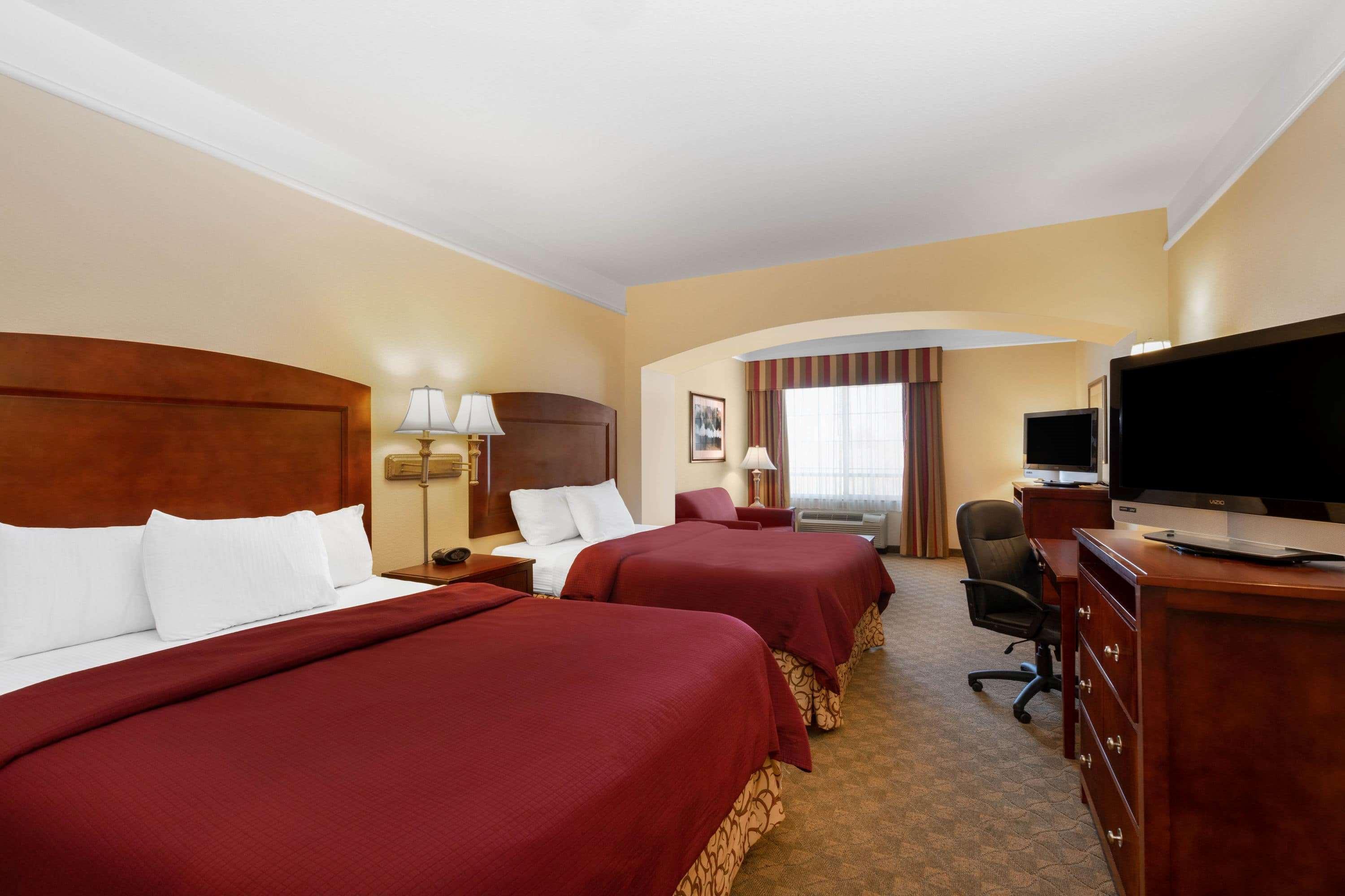 La Quinta By Wyndham Dodge City Eksteriør bilde
