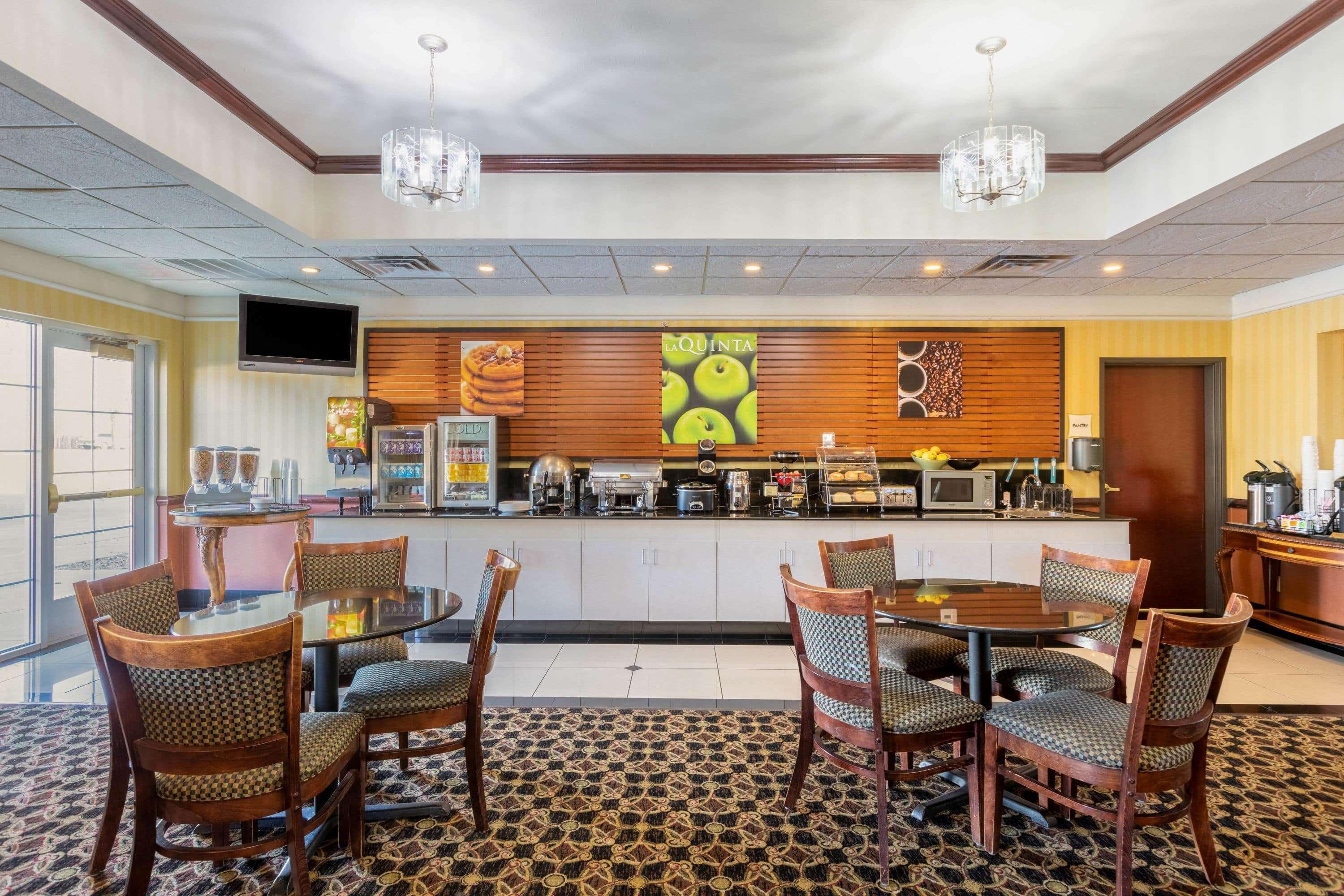 La Quinta By Wyndham Dodge City Eksteriør bilde