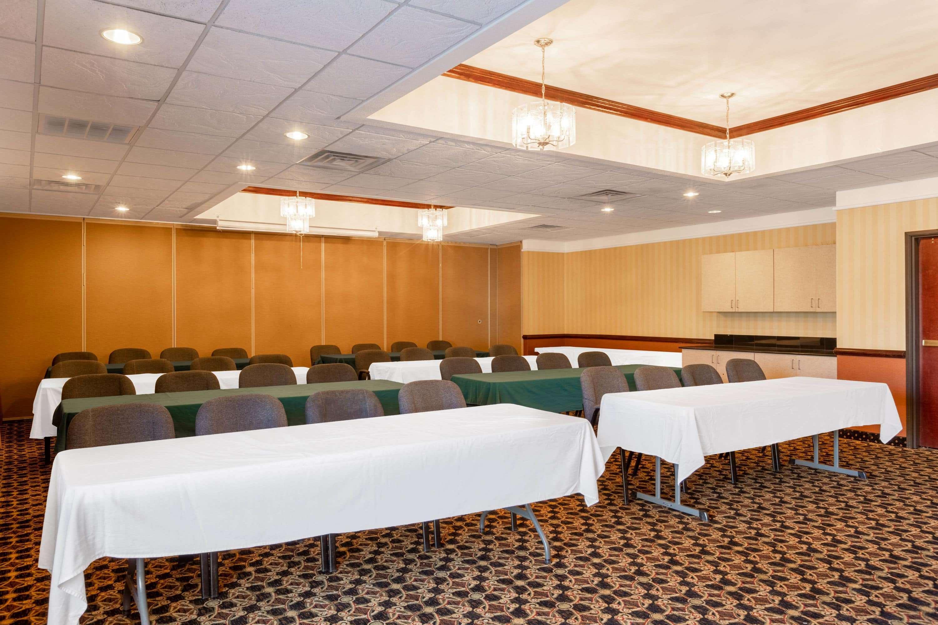 La Quinta By Wyndham Dodge City Eksteriør bilde