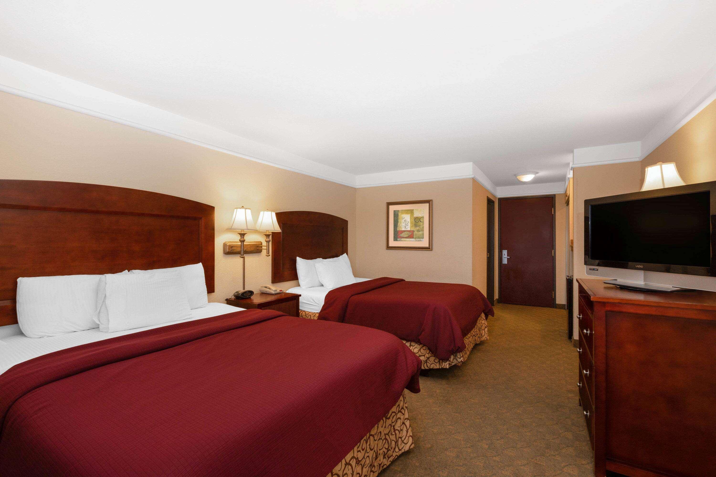 La Quinta By Wyndham Dodge City Eksteriør bilde